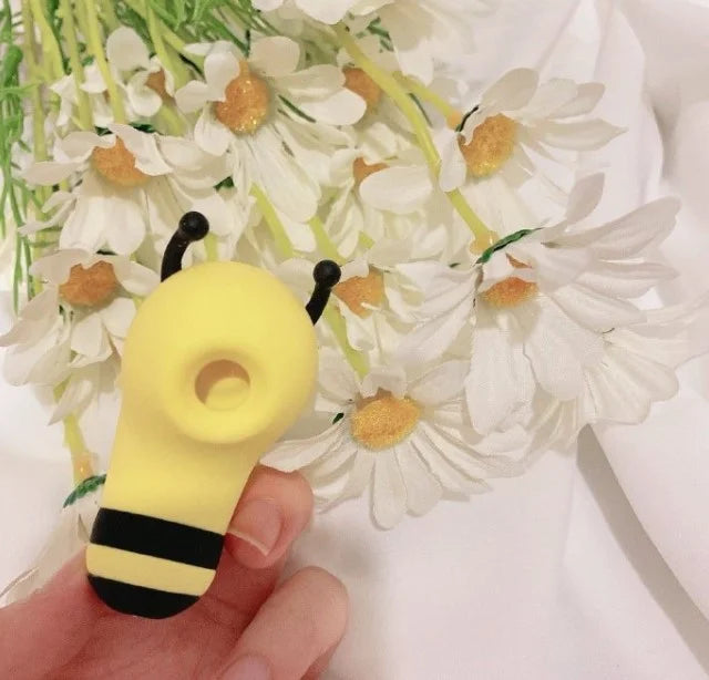 Little Bee Vacuum Suction Egg Vibrator Clitoral Suction Bullet for Women - Jooytoy